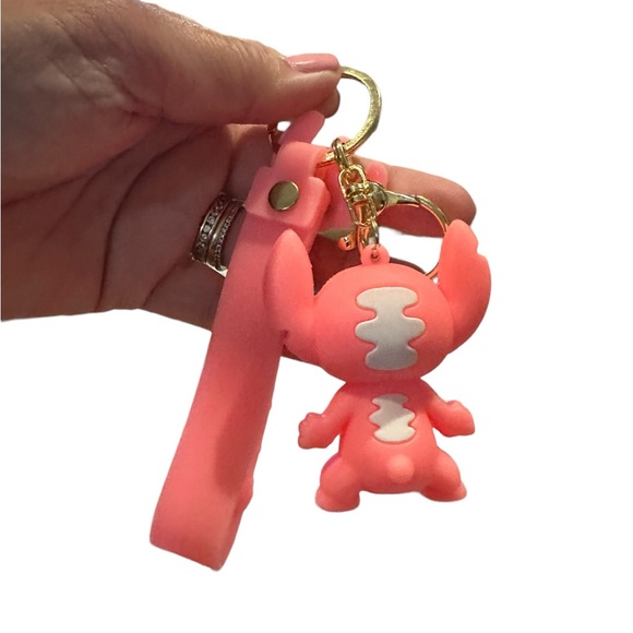 Bubblegum Pink and White Stitch Character Keychain - Picture 4 of 4